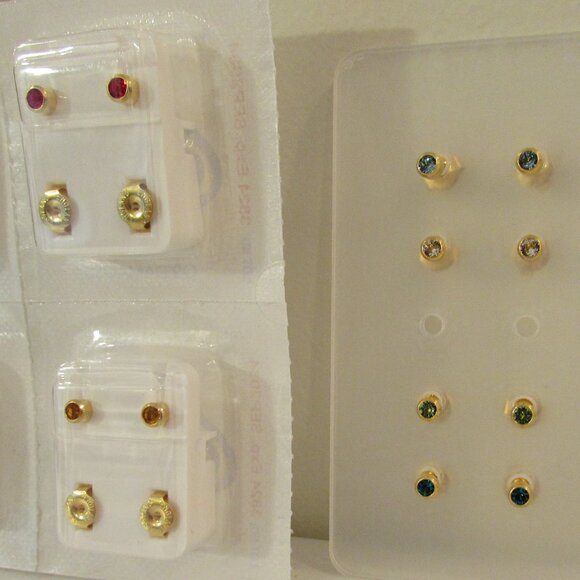 Caflon Surgical Steel 4mm Ear Piercing Studs, 12 Pair Birthstone Colors - Picture 5 of 12